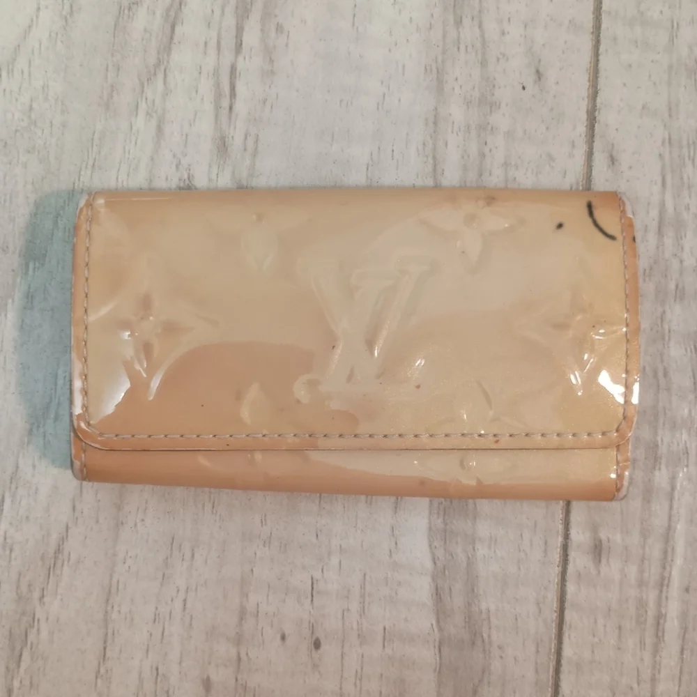 Louis Vuitton Monogram Vernis Multicles 4 Women's Monogram Vernis Key Case
